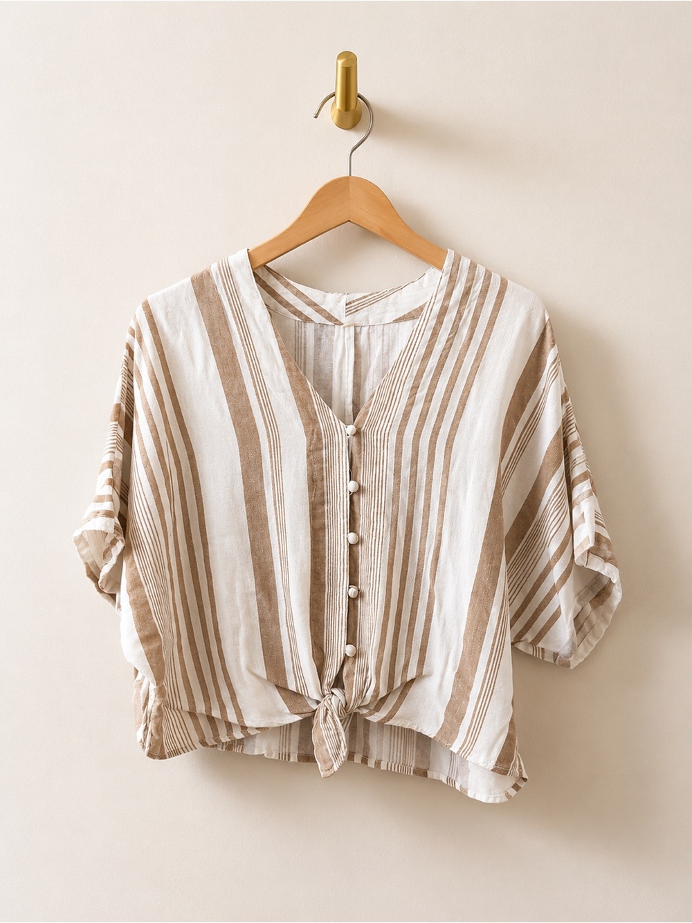 Sim & Sam Beige White Striped Tie Front Blouse Women’s Medium